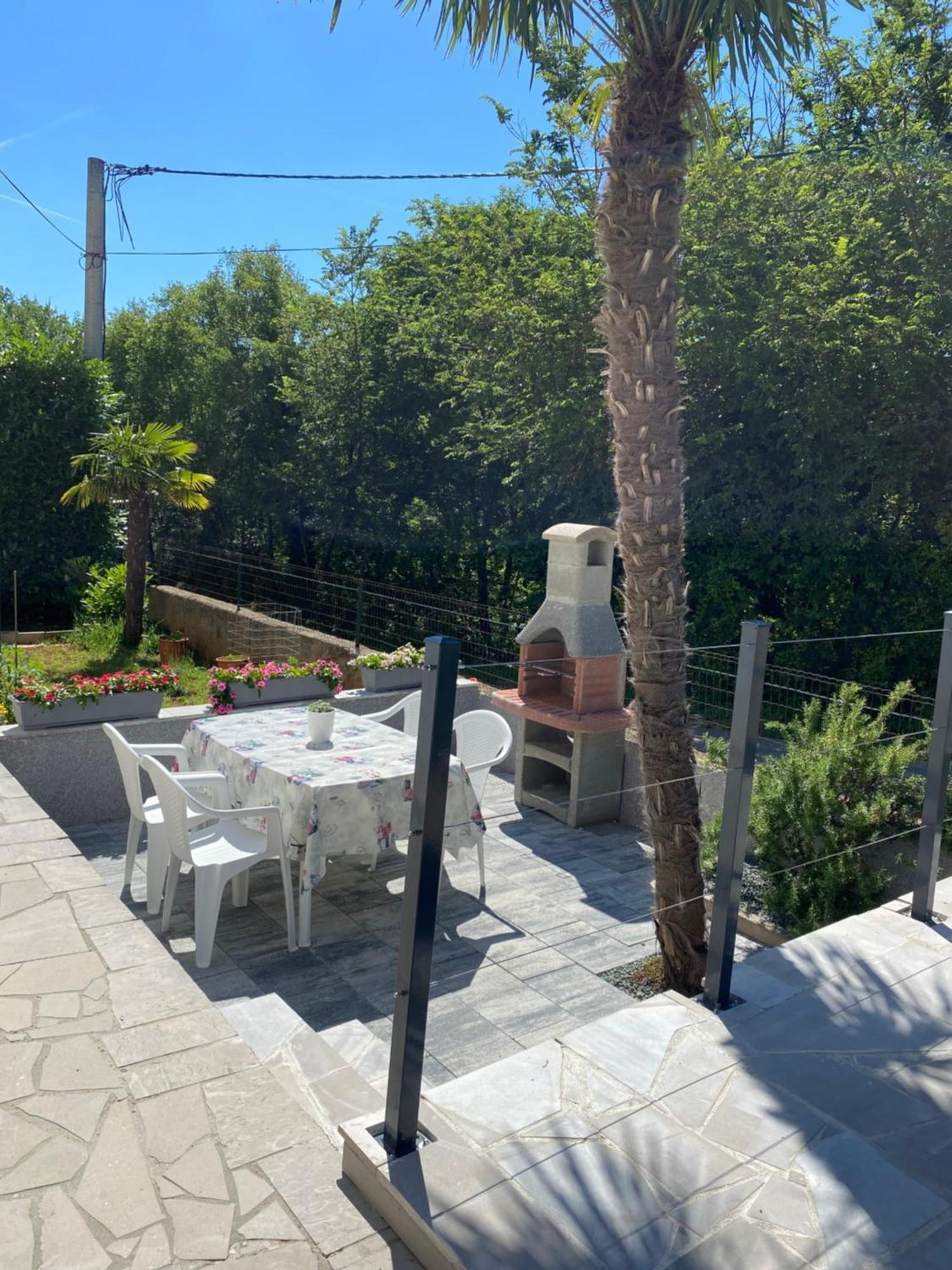 Apartmani Foresta Kras Exterior foto